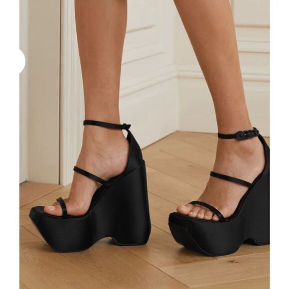 VERSACE Satin platform sandals in Black NWOB Size 40 or US 10 - Picture 1 of 9